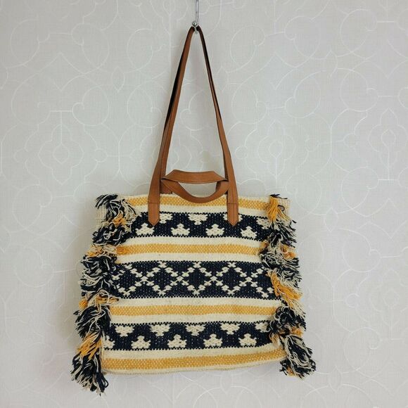 Universal Threads Womens Tote Bag One Size Multicolor Indie Fringe Beach - Picture 2 of 6